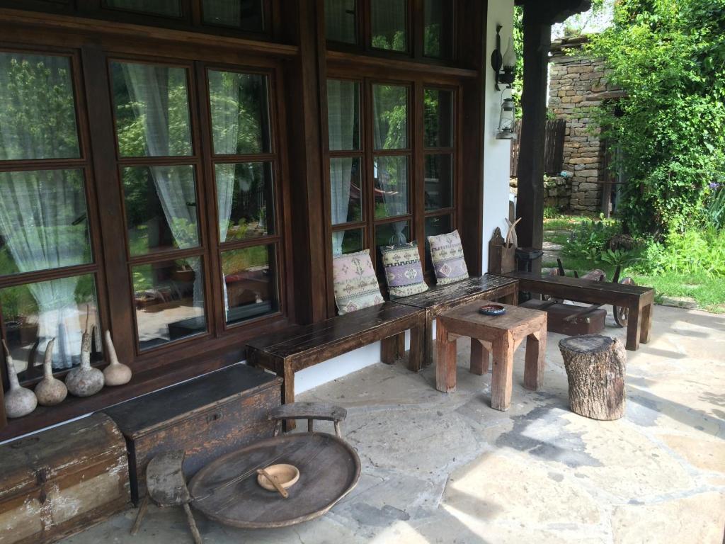 בוז'נצי Stefanina Guesthouse מראה חיצוני תמונה