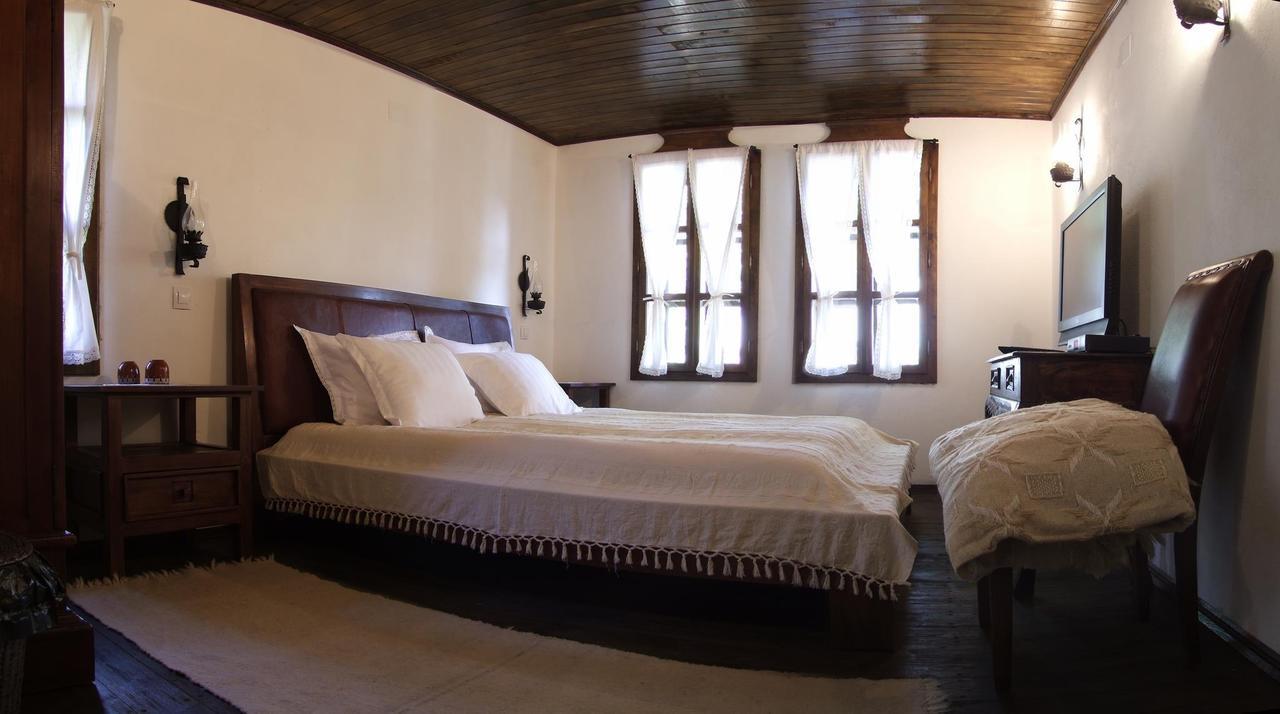 בוז'נצי Stefanina Guesthouse מראה חיצוני תמונה